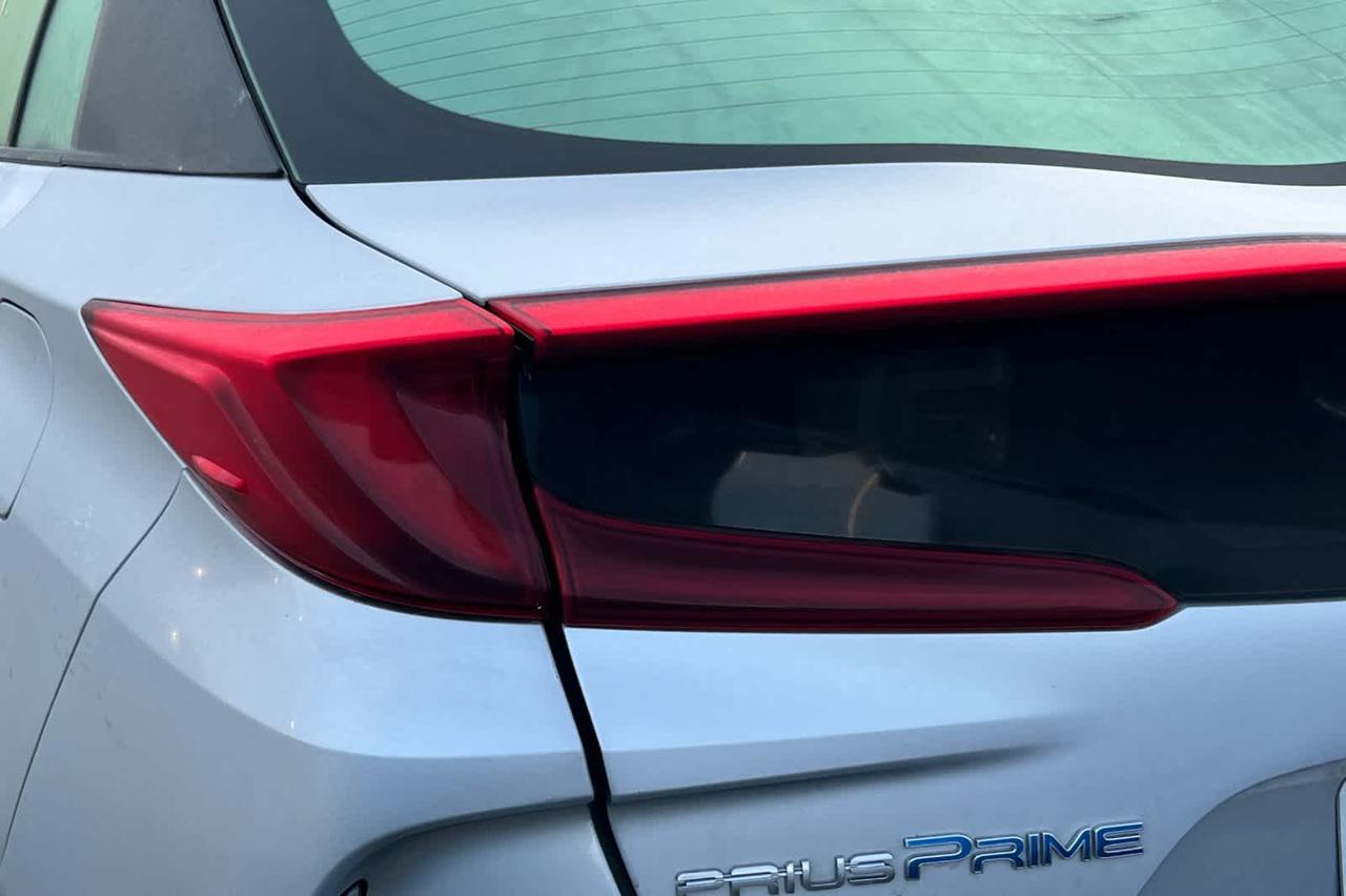 2021 Toyota Prius Prime Limited Roseville CA
