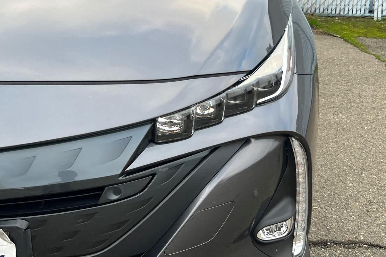 2021 Toyota Prius Prime Limited Roseville CA