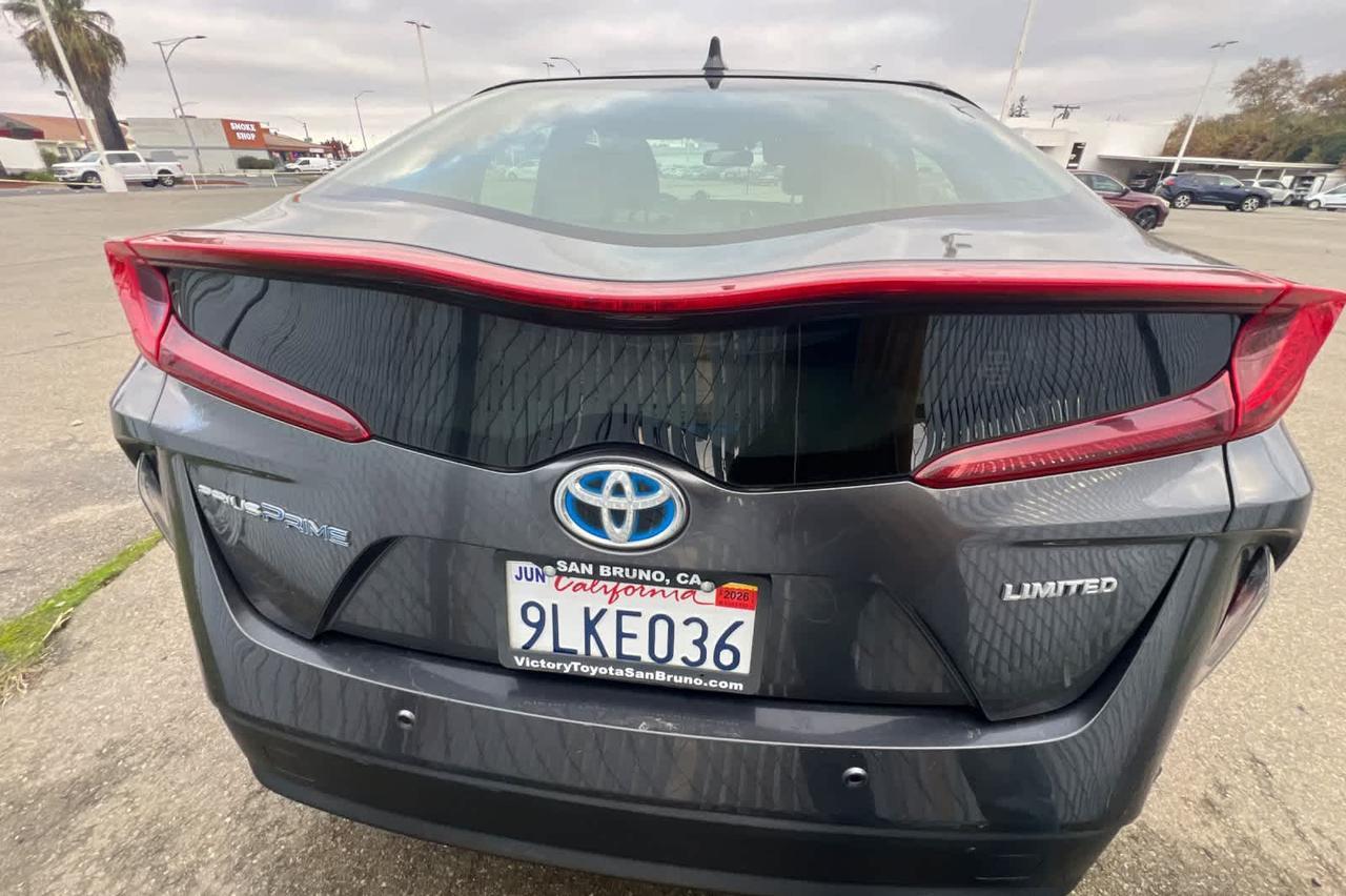 2021 Toyota Prius Prime Limited Roseville CA