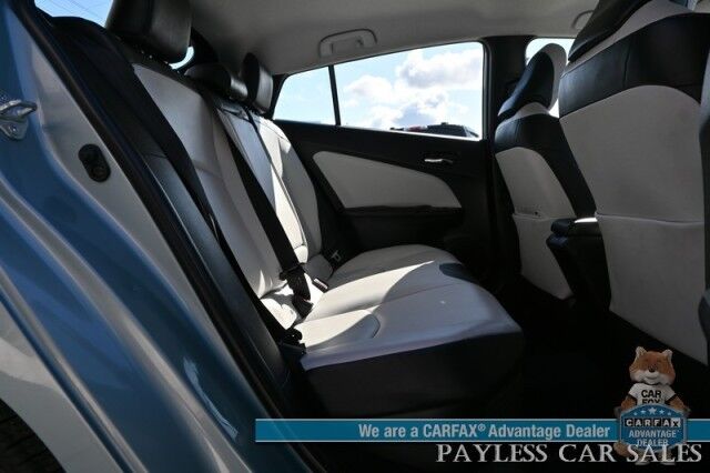 2021 Toyota Prius XLE / AWD / Hybrid / Power & Heated Leather Seats / Heated Steering Wheel / Adaptive Cruise Control / Lane Departure & Blind Spot Alert / Apple CarPlay & Android Auto / Automatic Climate Control / 51 MPG Anchorage AK