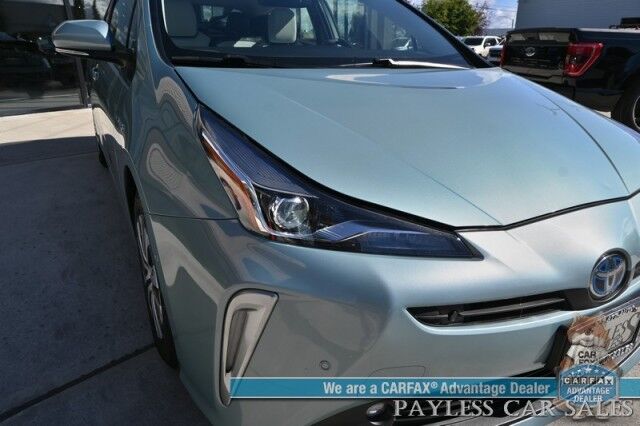 2021 Toyota Prius XLE / AWD / Hybrid / Power & Heated Leather Seats / Heated Steering Wheel / Adaptive Cruise Control / Lane Departure & Blind Spot Alert / Apple CarPlay & Android Auto / Automatic Climate Control / 51 MPG Anchorage AK