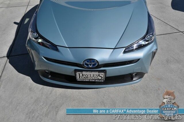 2021 Toyota Prius XLE / AWD / Hybrid / Power & Heated Leather Seats / Heated Steering Wheel / Adaptive Cruise Control / Lane Departure & Blind Spot Alert / Apple CarPlay & Android Auto / Automatic Climate Control / 51 MPG Anchorage AK