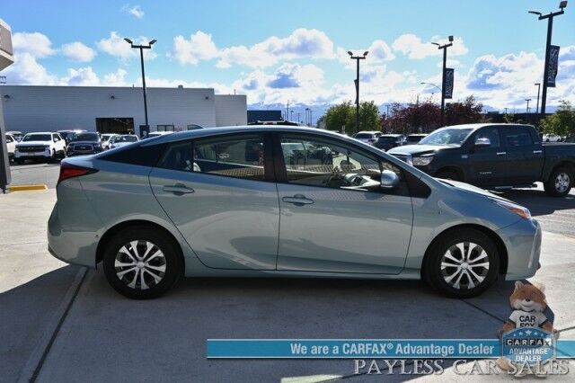 2021 Toyota Prius XLE / AWD / Hybrid / Power & Heated Leather Seats / Heated Steering Wheel / Adaptive Cruise Control / Lane Departure & Blind Spot Alert / Apple CarPlay & Android Auto / Automatic Climate Control / 51 MPG Anchorage AK