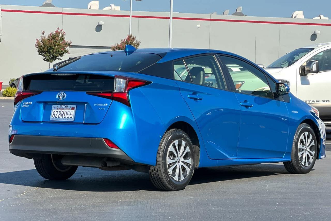 2021 Toyota Prius XLE