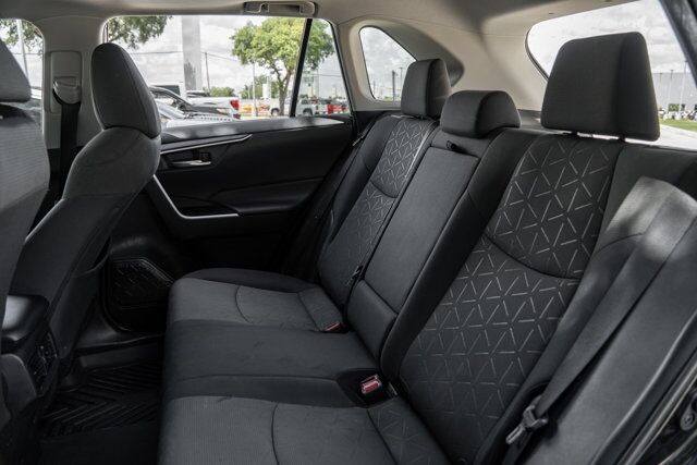 2021 Toyota RAV4  Selma TX