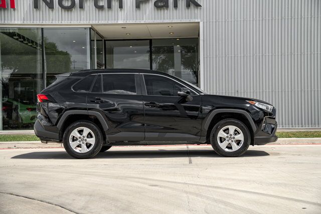 2021 Toyota RAV4  Selma TX