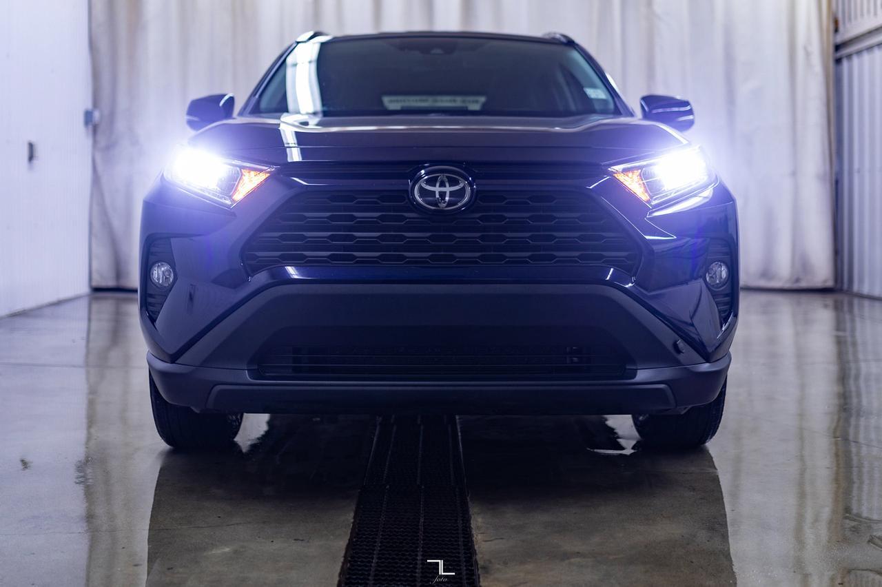 2021 Toyota RAV4 AWD XLE Roof BCam Red Deer AB