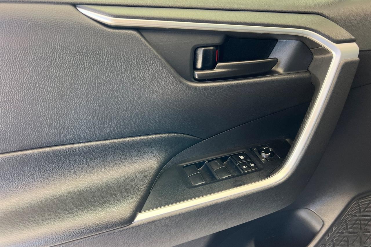 2021 Toyota RAV4 Hybrid LE Roseville CA