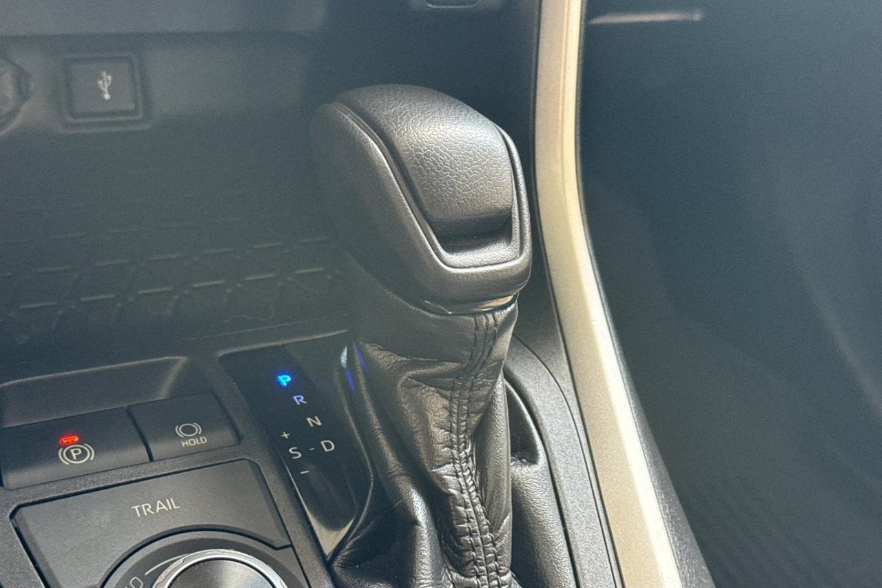 2021 Toyota RAV4 Hybrid LE Roseville CA