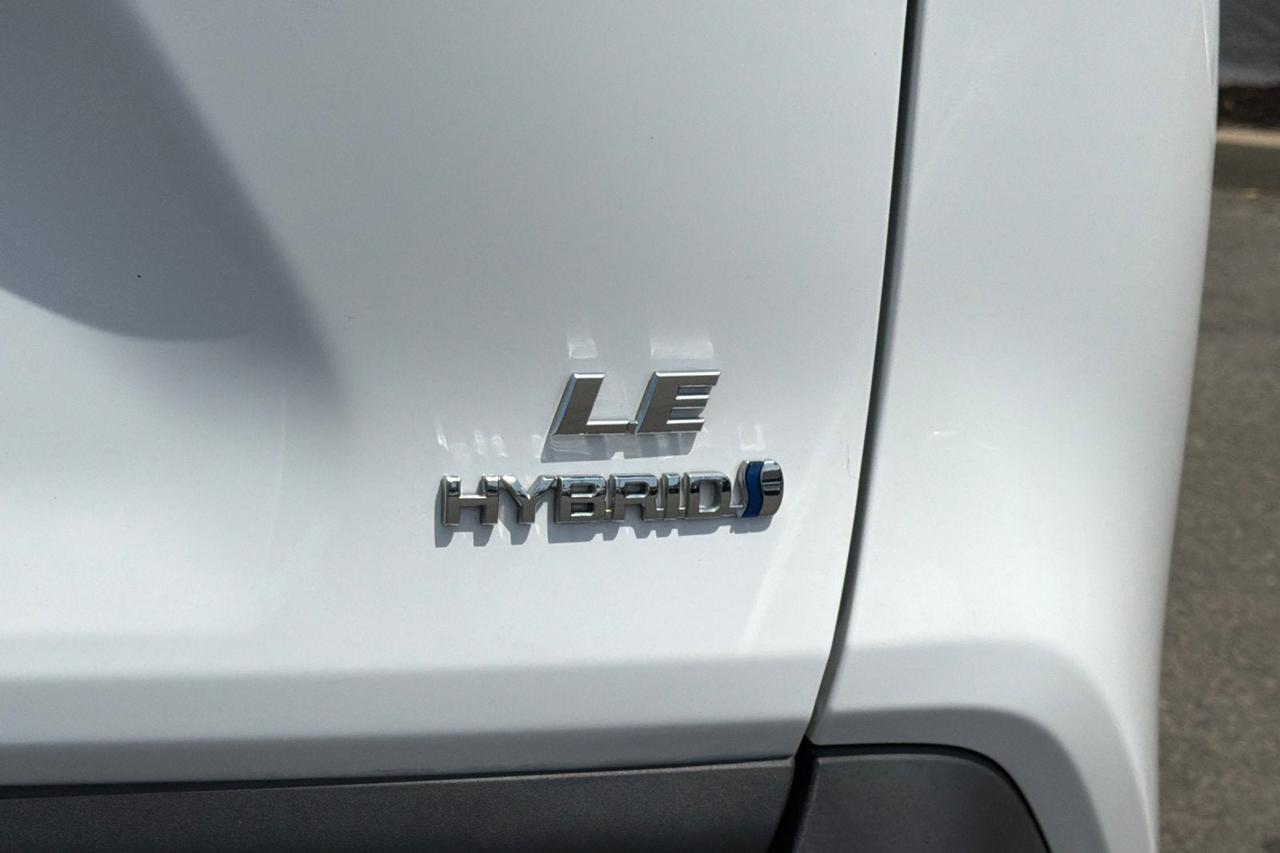 2021 Toyota RAV4 Hybrid LE Roseville CA