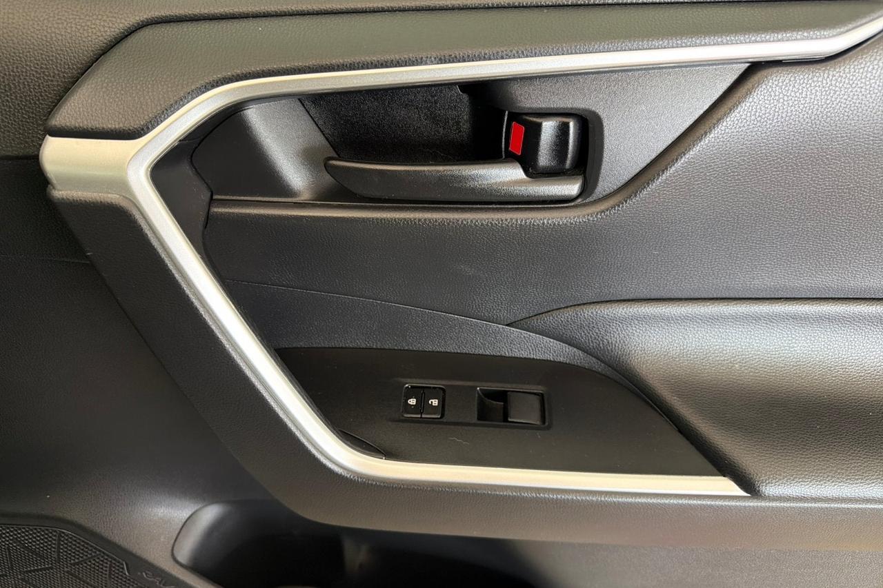 2021 Toyota RAV4 Hybrid LE Roseville CA