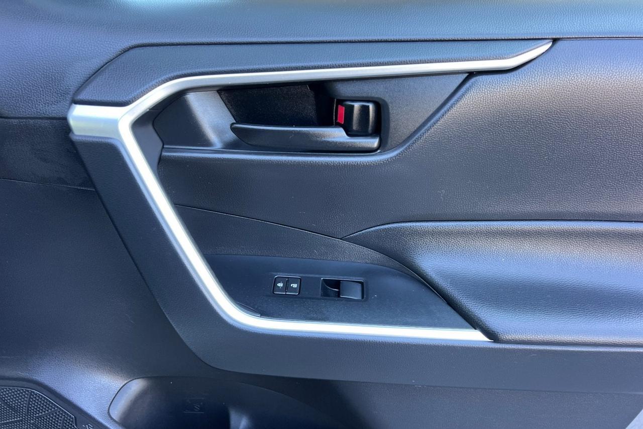 2021 Toyota RAV4 Hybrid LE Roseville CA