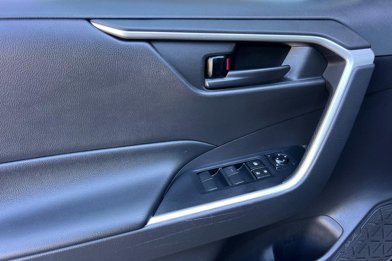 2021 Toyota RAV4 Hybrid LE Roseville CA