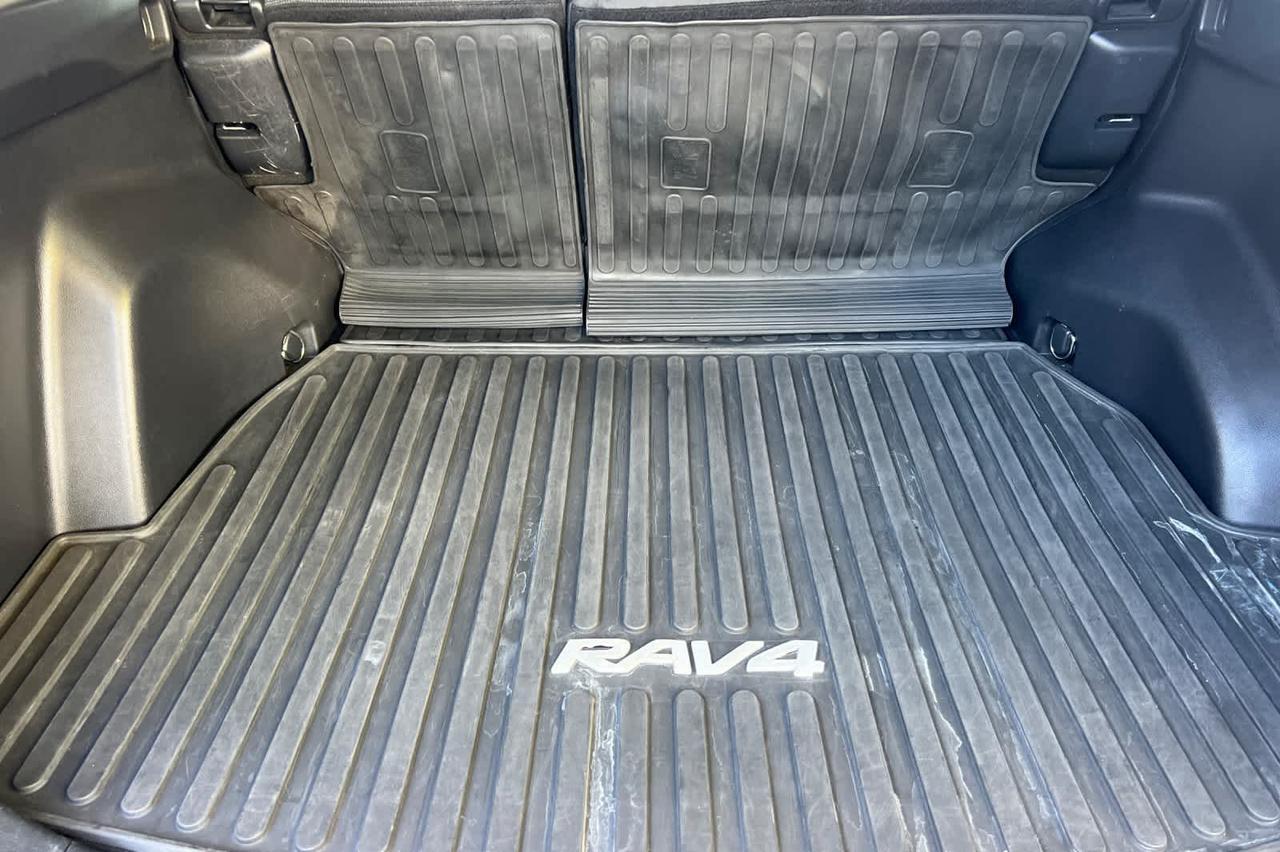 2021 Toyota RAV4 Hybrid LE Roseville CA