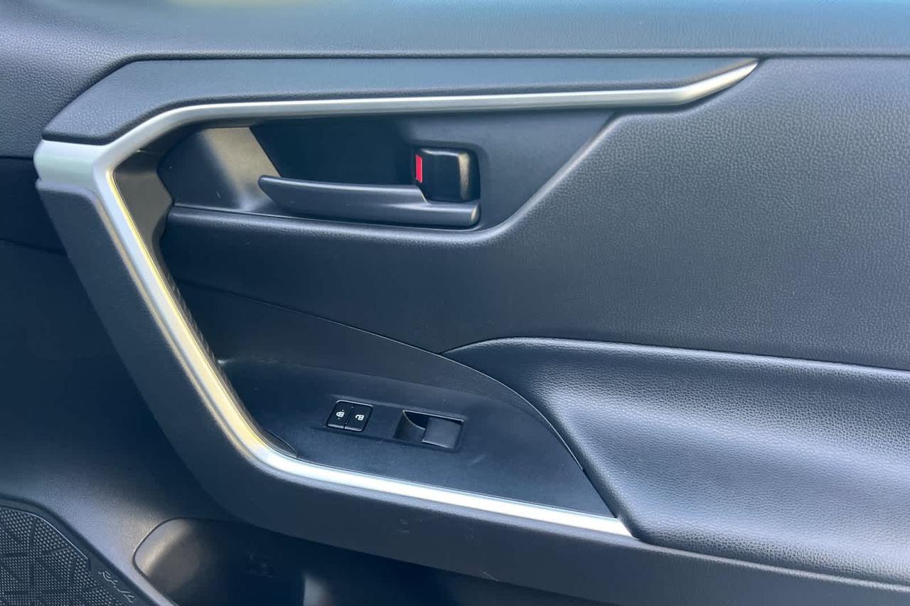 2021 Toyota RAV4 Hybrid LE Roseville CA