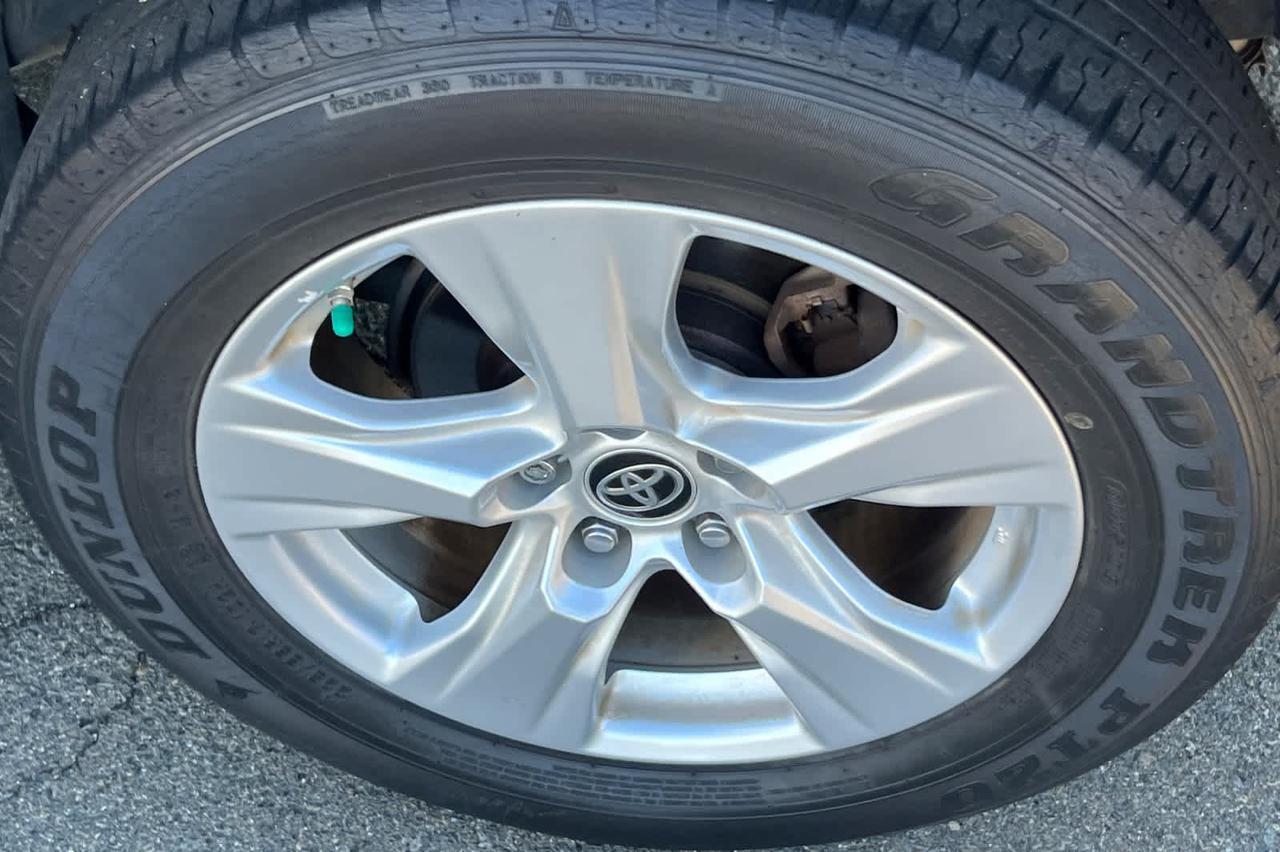 2021 Toyota RAV4 Hybrid LE Roseville CA
