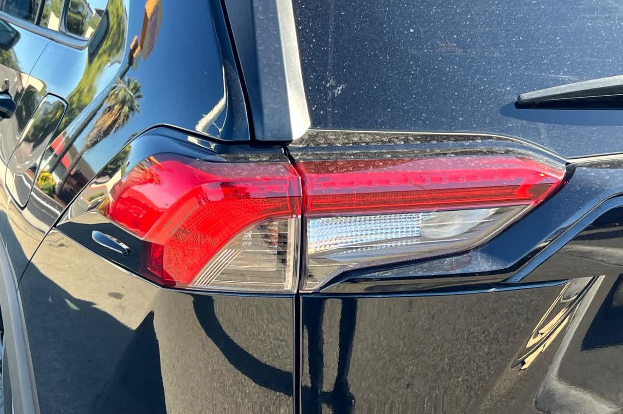 2021 Toyota RAV4 Hybrid LE Roseville CA