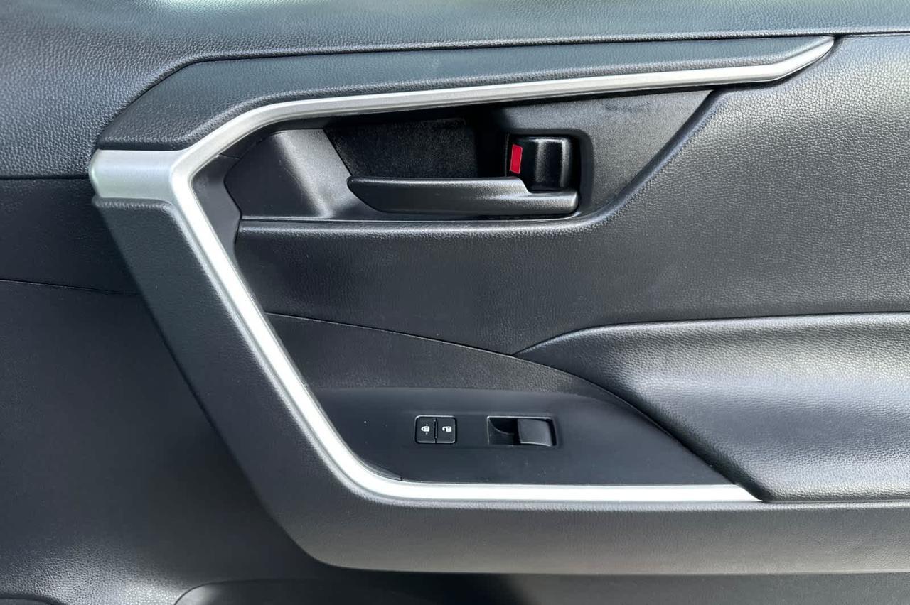 2021 Toyota RAV4 Hybrid LE Roseville CA