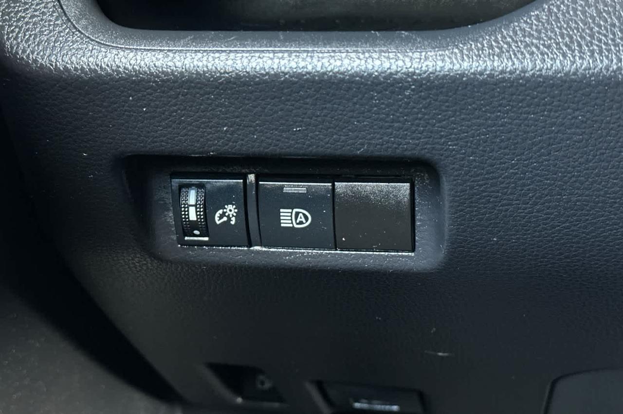 2021 Toyota RAV4 Hybrid LE Roseville CA