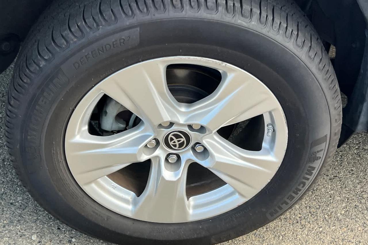 2021 Toyota RAV4 Hybrid LE Roseville CA