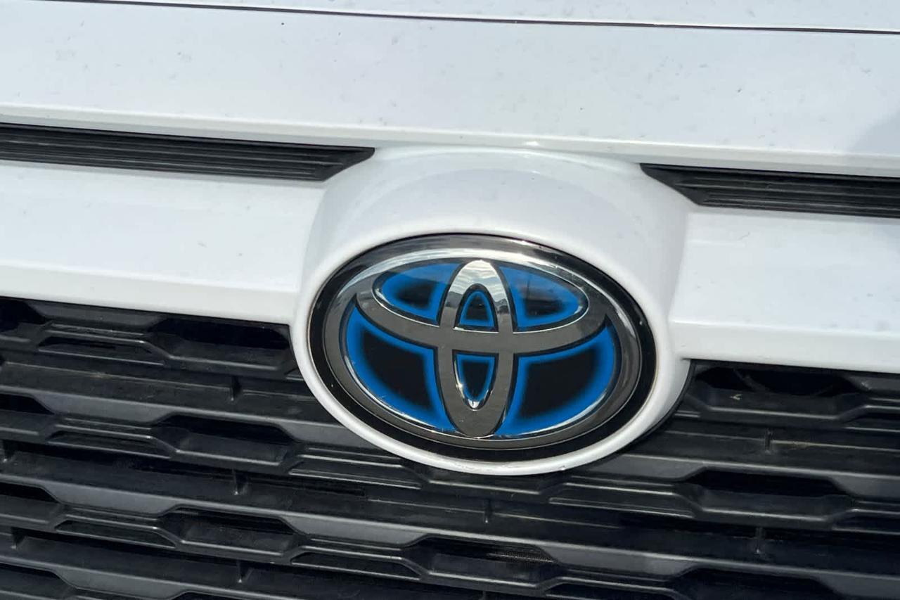 2021 Toyota RAV4 Hybrid LE Roseville CA
