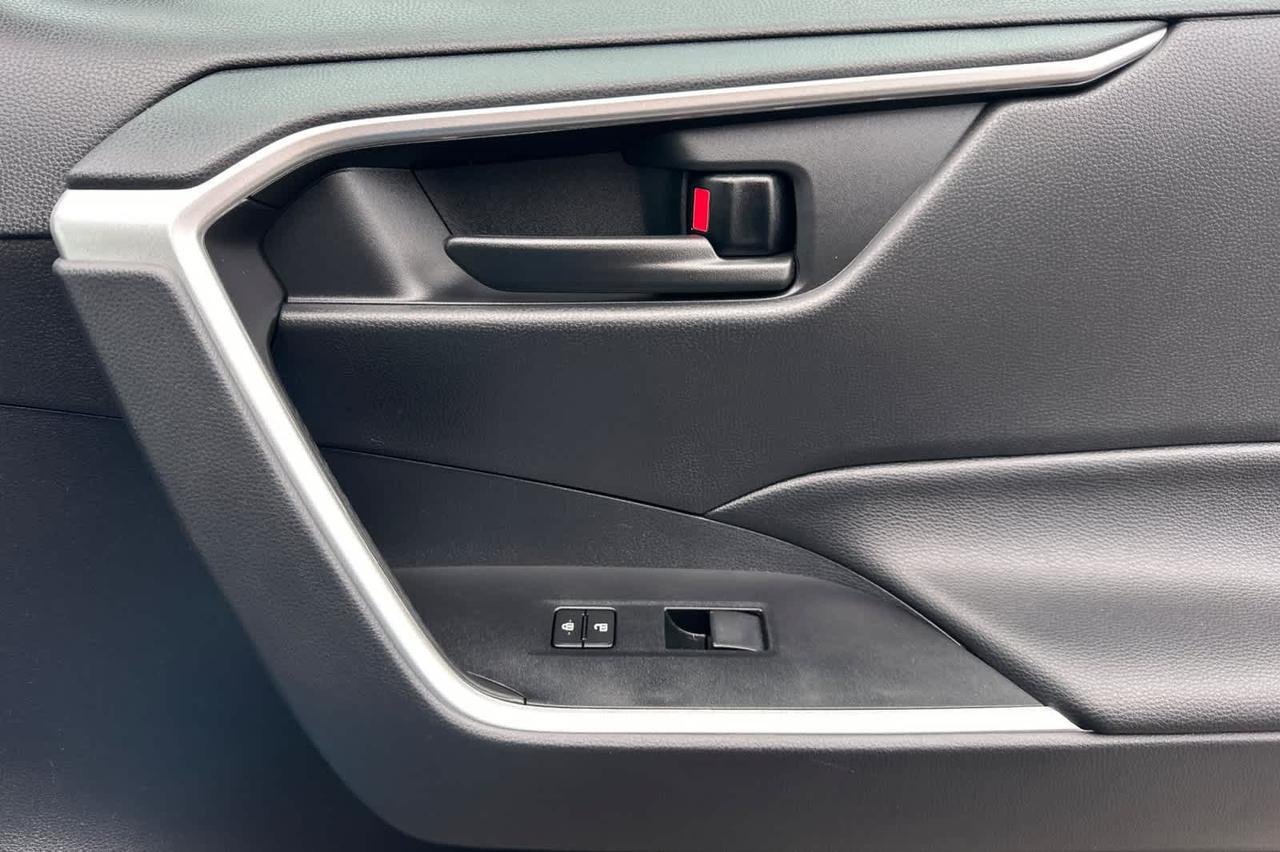 2021 Toyota RAV4 Hybrid LE Roseville CA