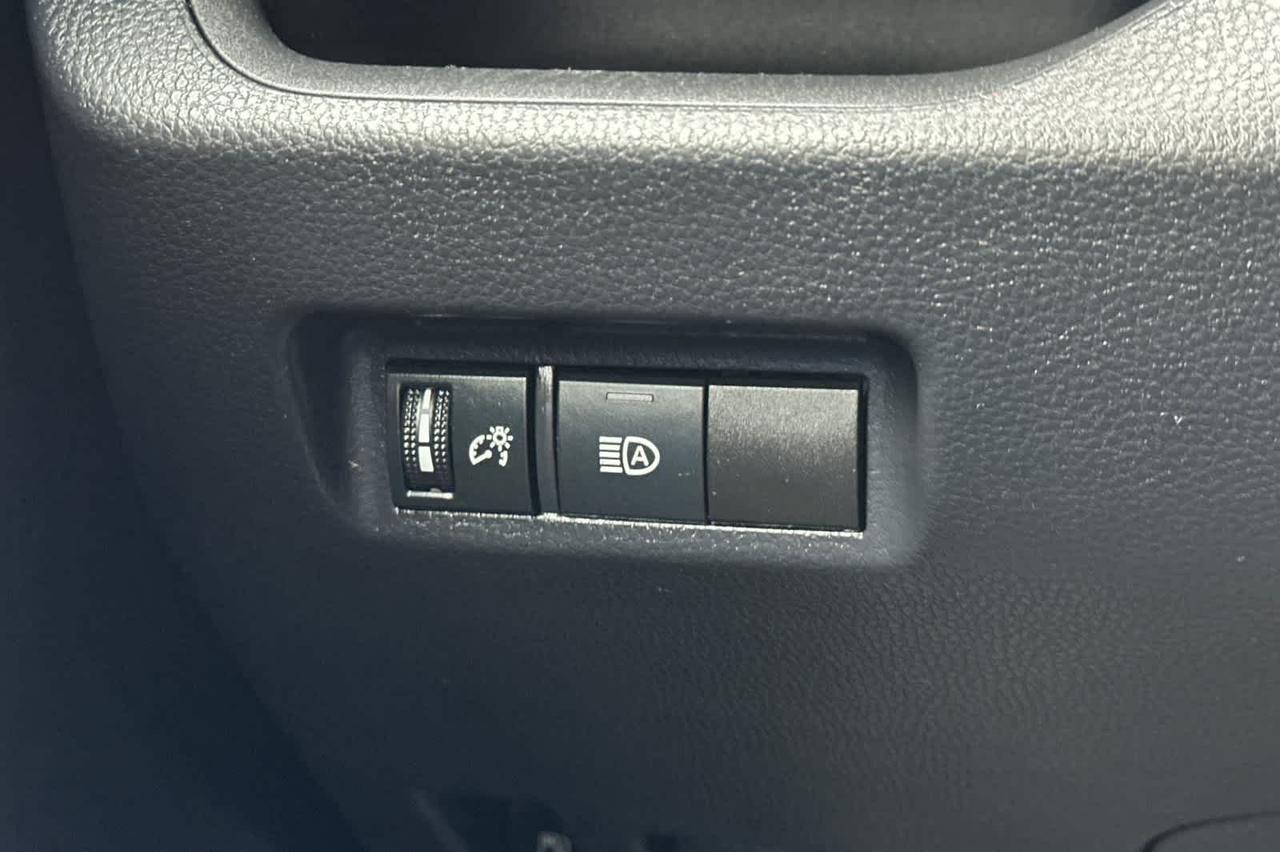 2021 Toyota RAV4 Hybrid LE Roseville CA