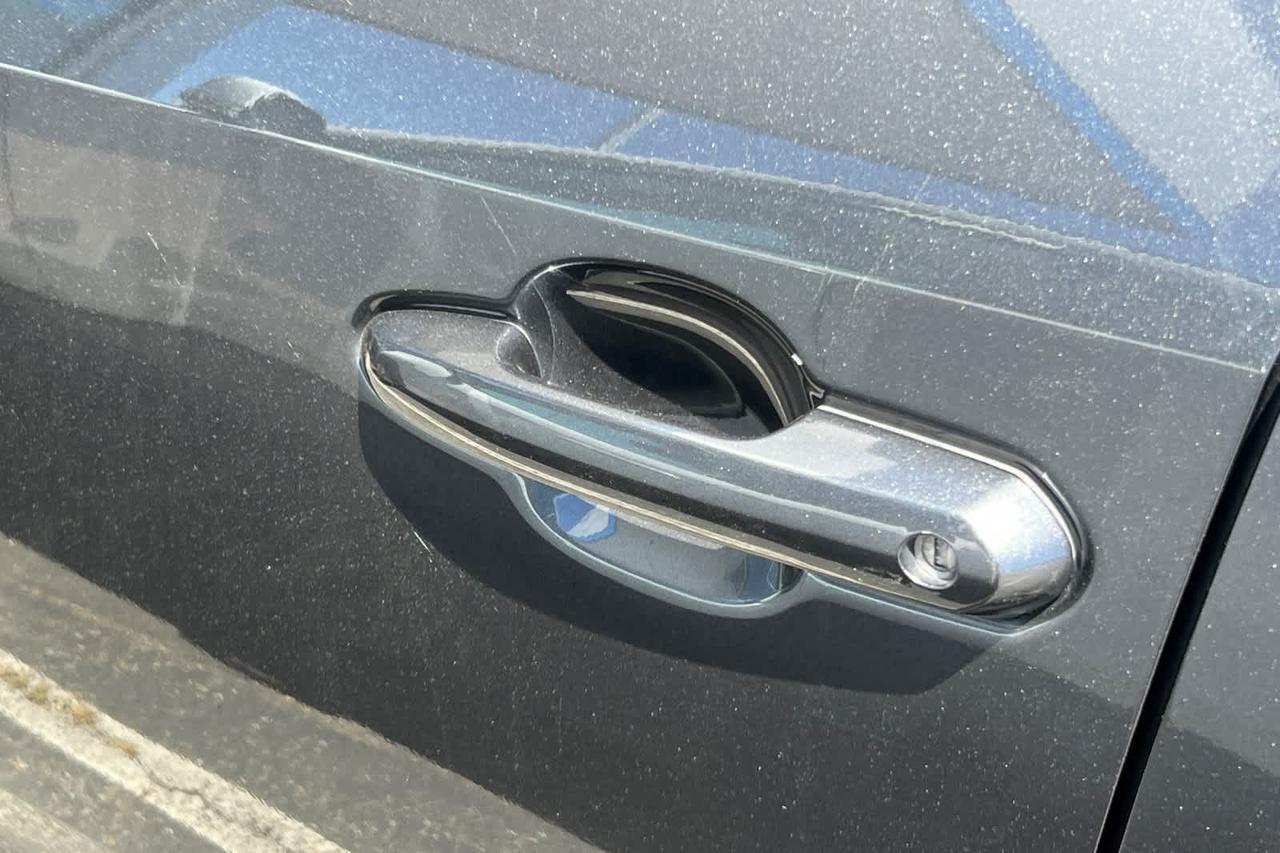 2021 Toyota RAV4 Hybrid LE Roseville CA