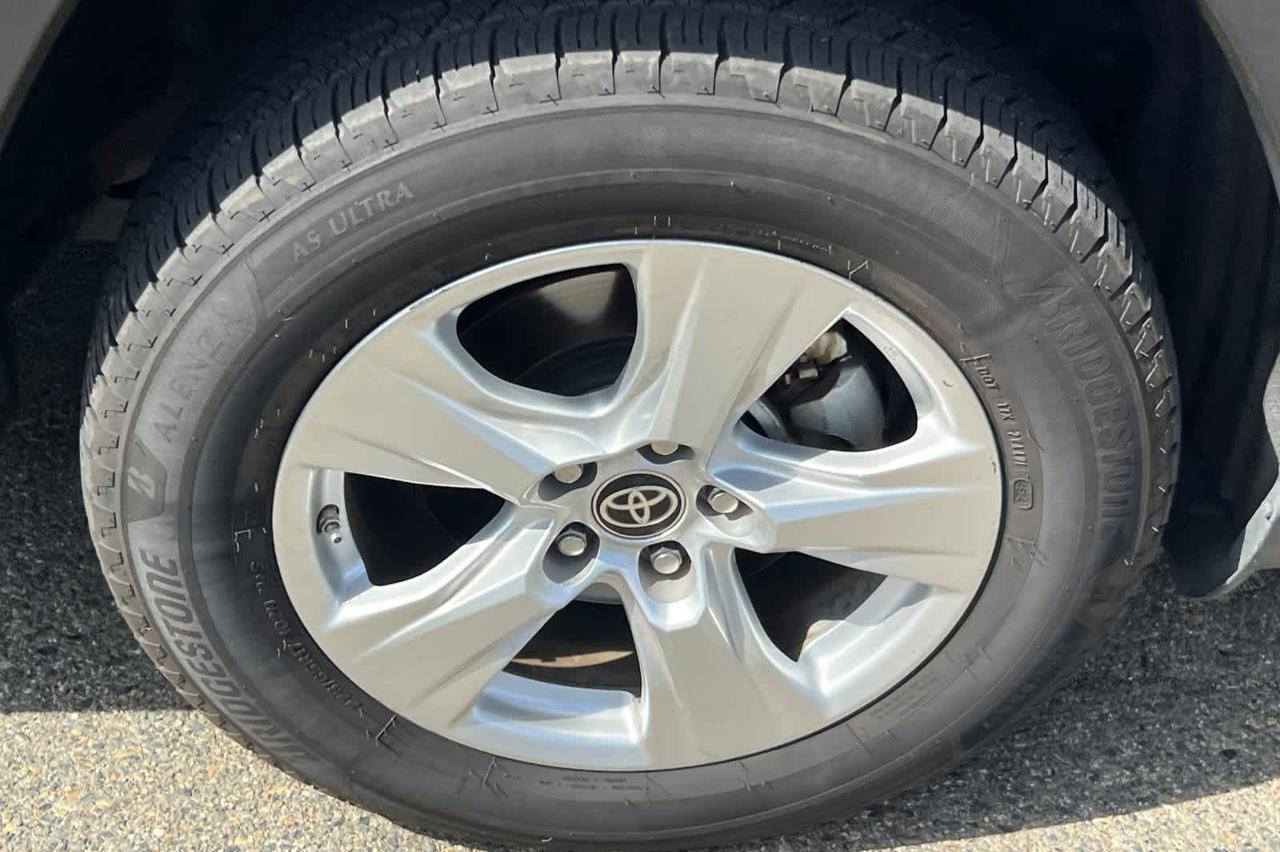 2021 Toyota RAV4 Hybrid LE Roseville CA