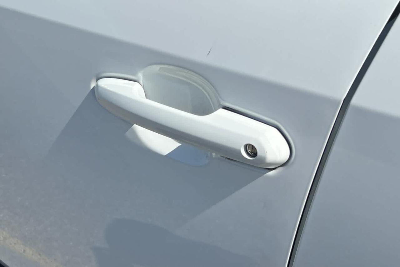 2021 Toyota RAV4 Hybrid LE Roseville CA