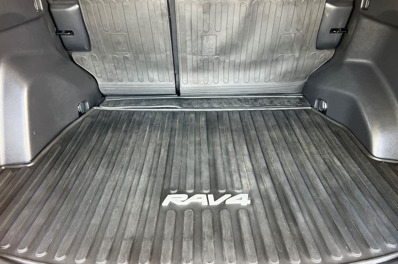 2021 Toyota RAV4 Hybrid LE Roseville CA