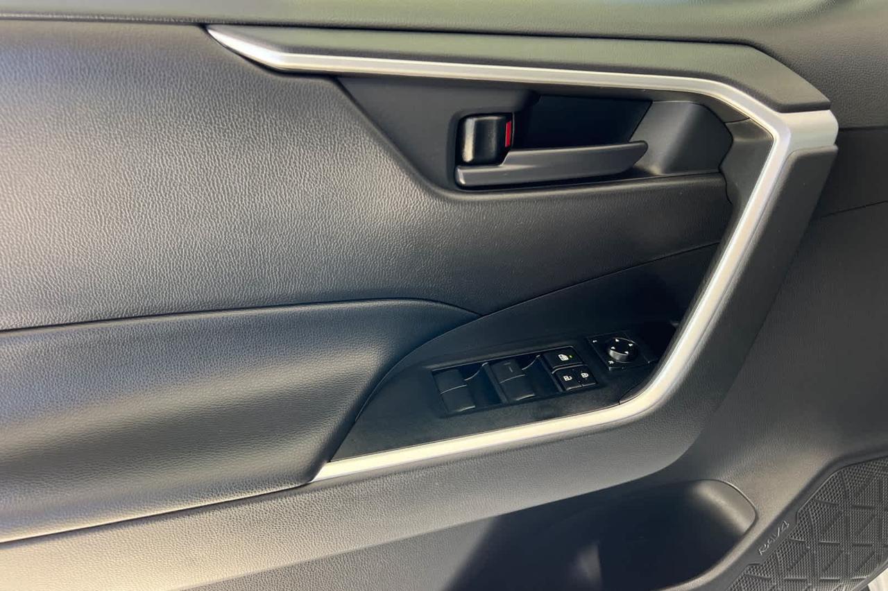 2021 Toyota RAV4 Hybrid LE Roseville CA