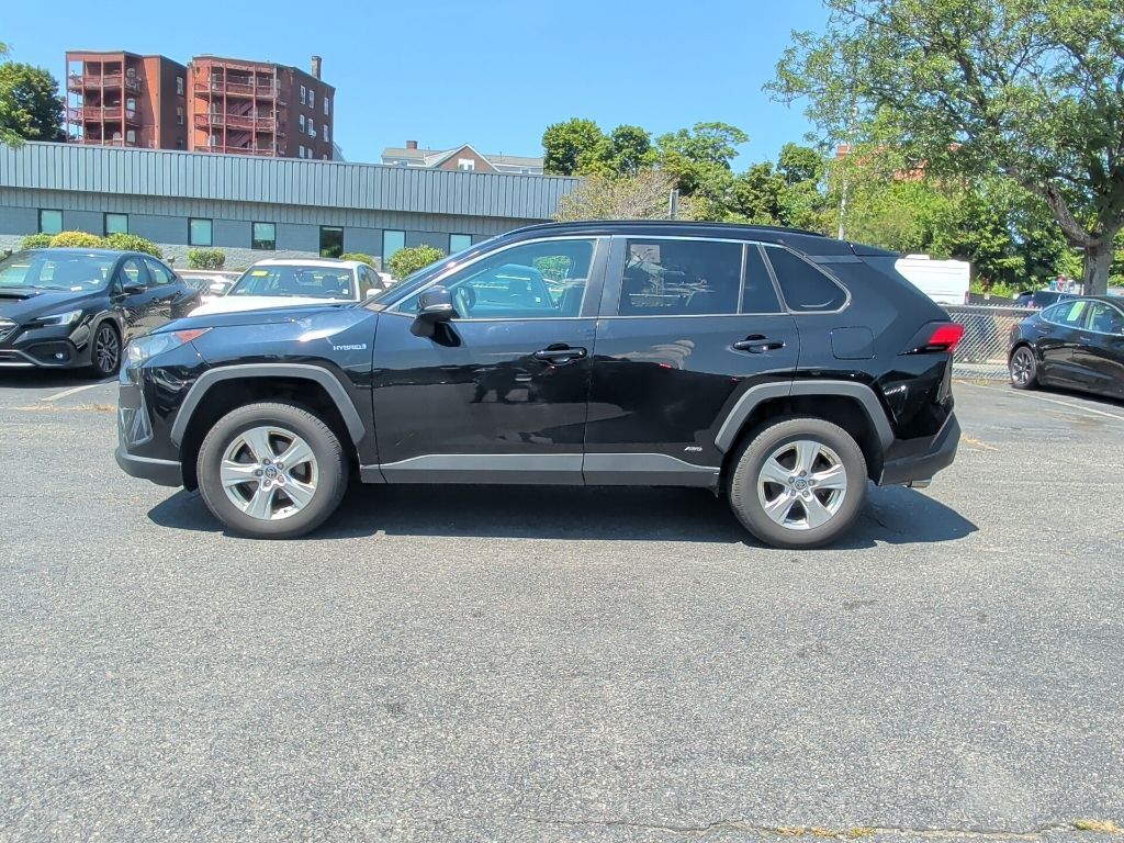 2021 Toyota RAV4 Hybrid LE