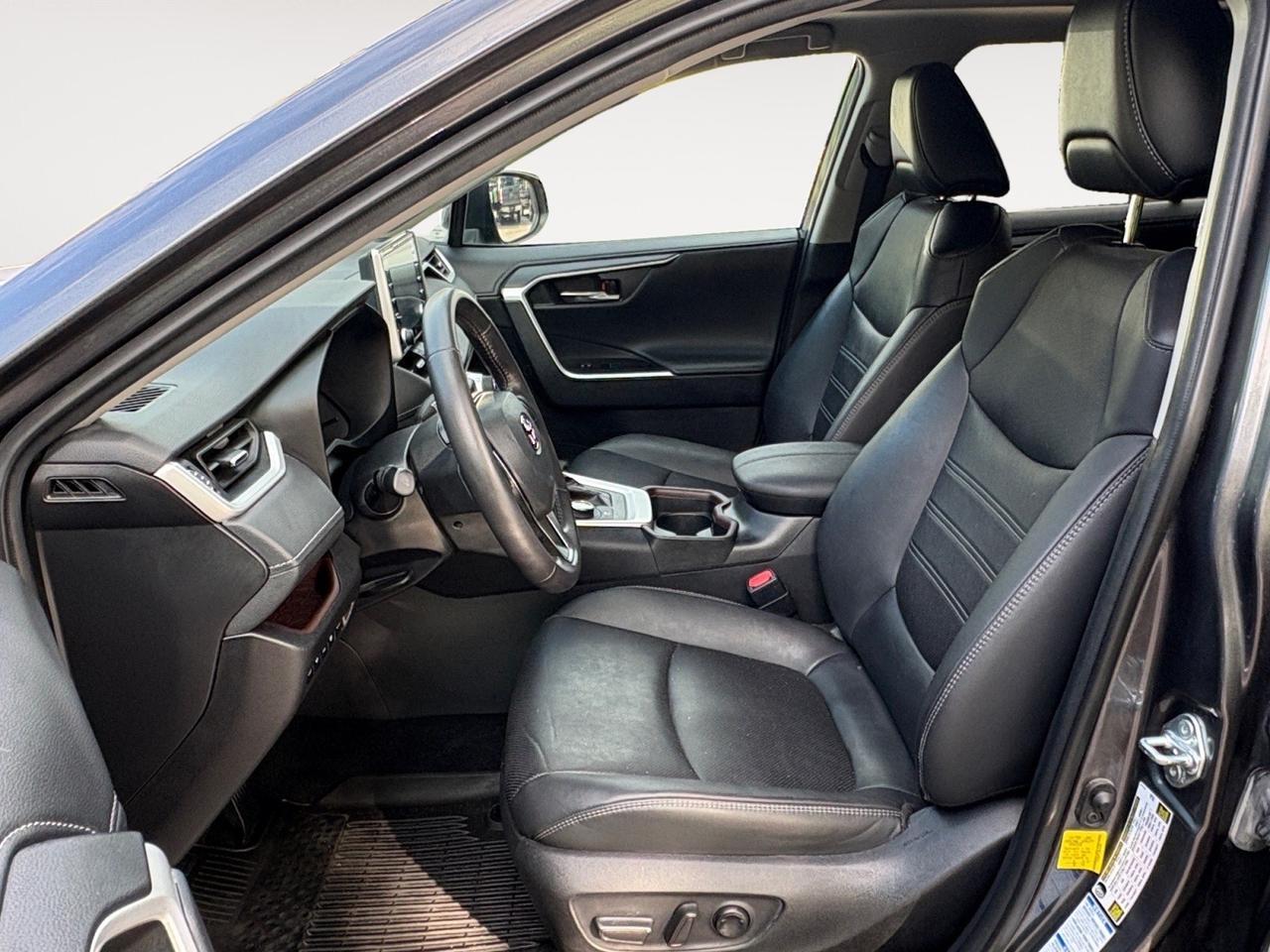 2021 Toyota RAV4 Hybrid Limited, PANORAMIC MOONROOF, POWER LIFTGATE, ROOF RAILS, TOW PACKAGE, HEATED & COOLING SEATS, 360 BACKUP CAMERA & SENSORS, BLIND SPOT ASSIST, FORWARD COLLISION ALERT, APPLE CARPLAY/ANDROID AUTO, RIDE IN NEW ELECTRIC STYLE! Virginia Beach VA