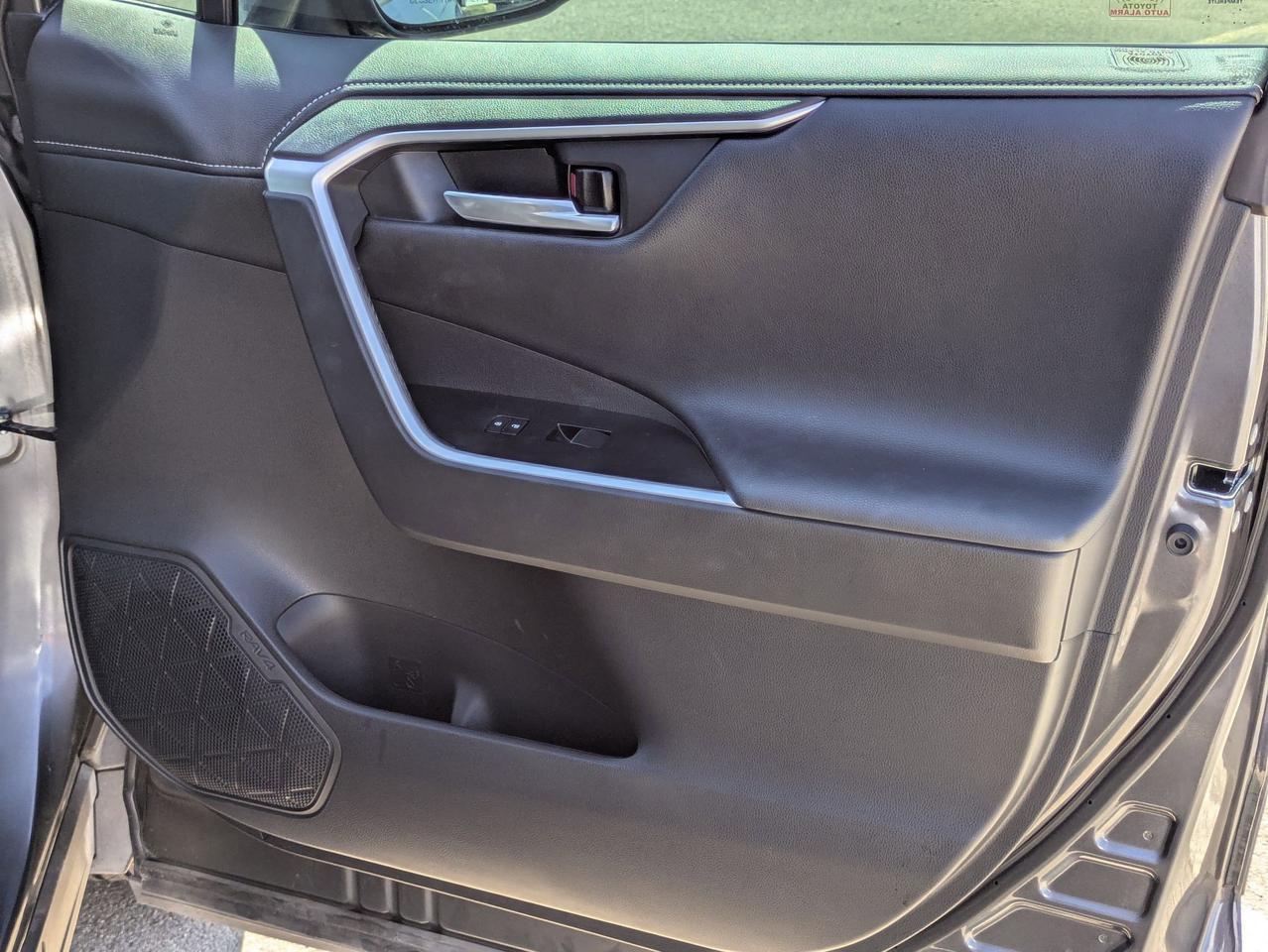 2021 Toyota RAV4 Hybrid Limited Castroville TX