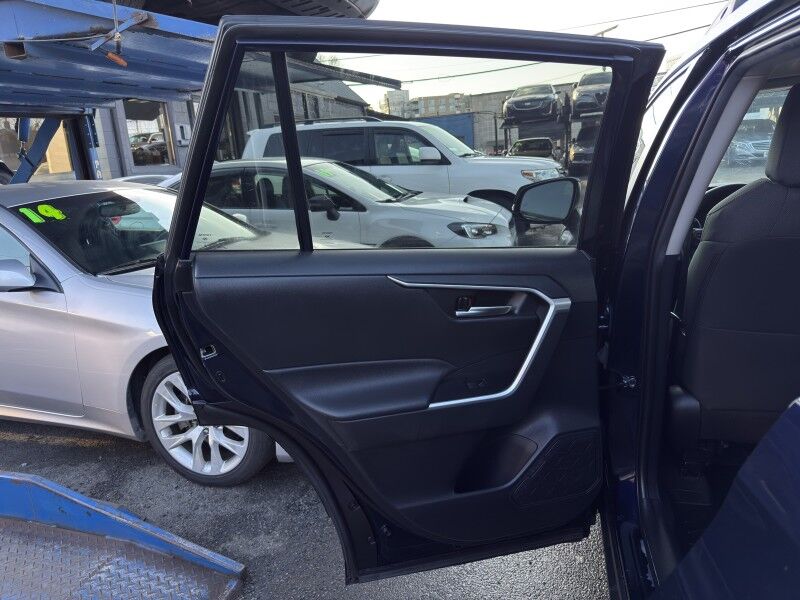 2021 Toyota RAV4 Hybrid XLE AWD Arlington VA