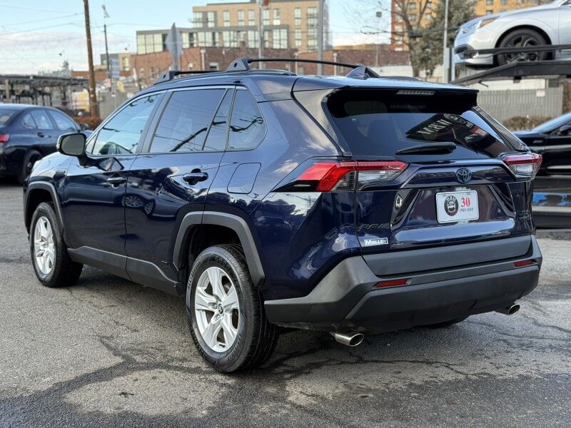 2021 Toyota RAV4 Hybrid XLE AWD Arlington VA