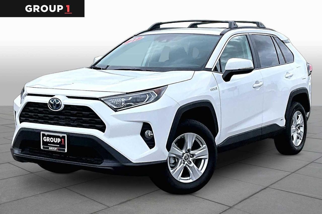 2021 Toyota RAV4 Hybrid XLE