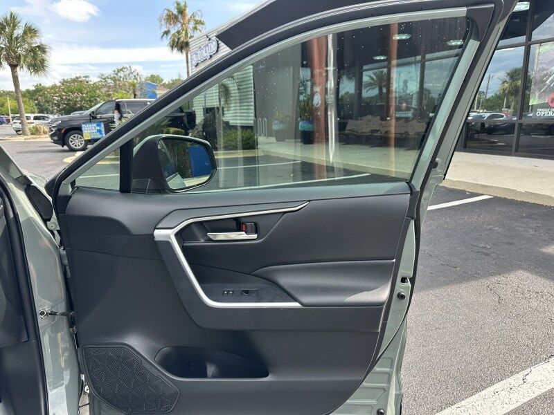 2021 Toyota RAV4 Hybrid XLE Jacksonville FL