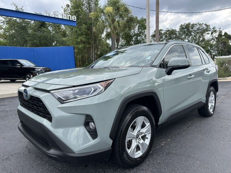 2021 Toyota RAV4 Hybrid XLE