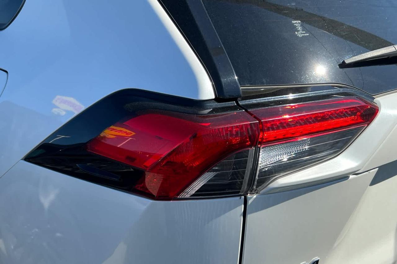 2021 Toyota RAV4 Hybrid XLE Premium Roseville CA