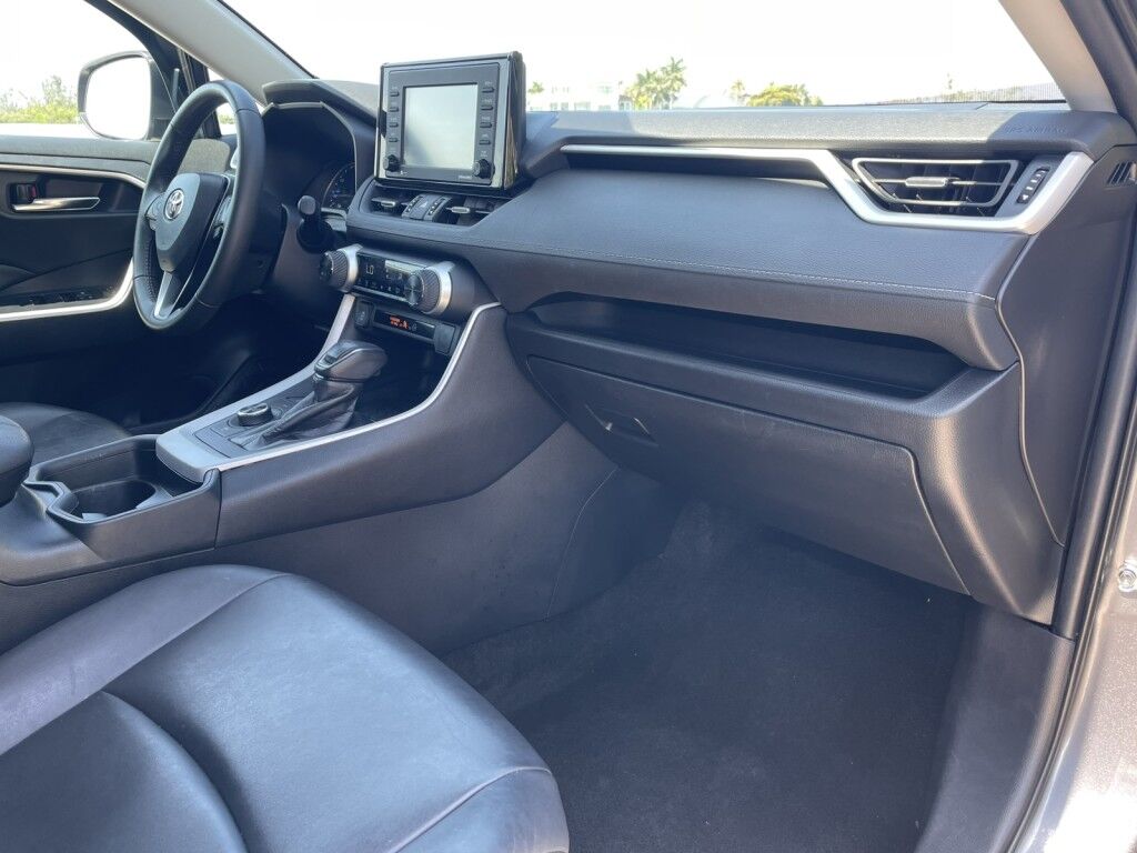 2021 Toyota RAV4 Hybrid XLE Premium Sarasota FL