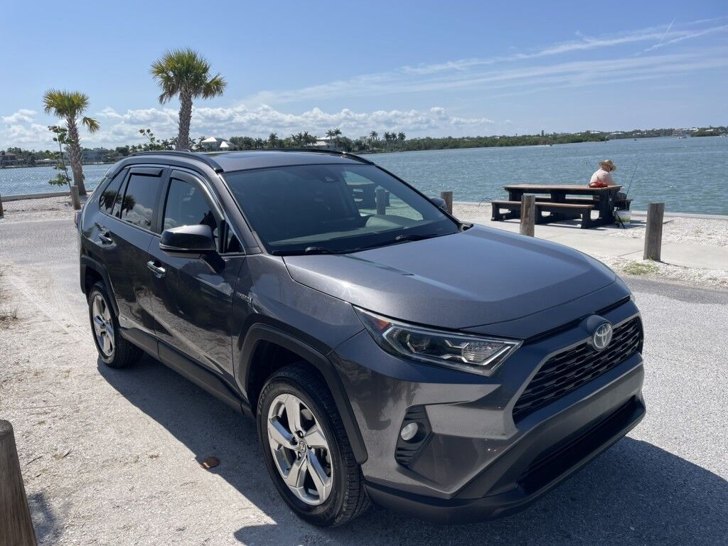 2021 Toyota RAV4 Hybrid XLE Premium Sarasota FL