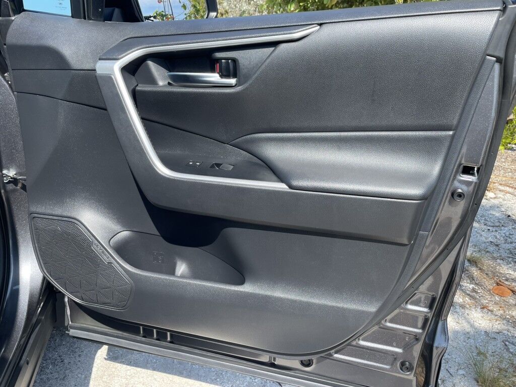 2021 Toyota RAV4 Hybrid XLE Premium Sarasota FL