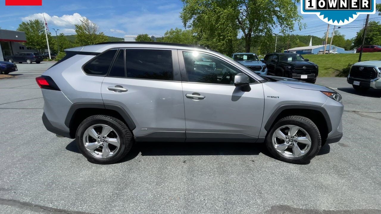 2021 Toyota RAV4 Hybrid XLE Premium White River Junction VT