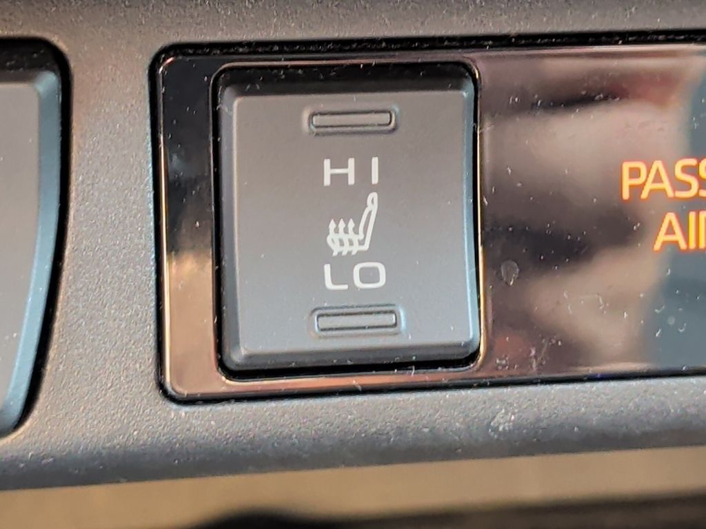 2021 Toyota RAV4 Hybrid XLE Premium Worcester MA