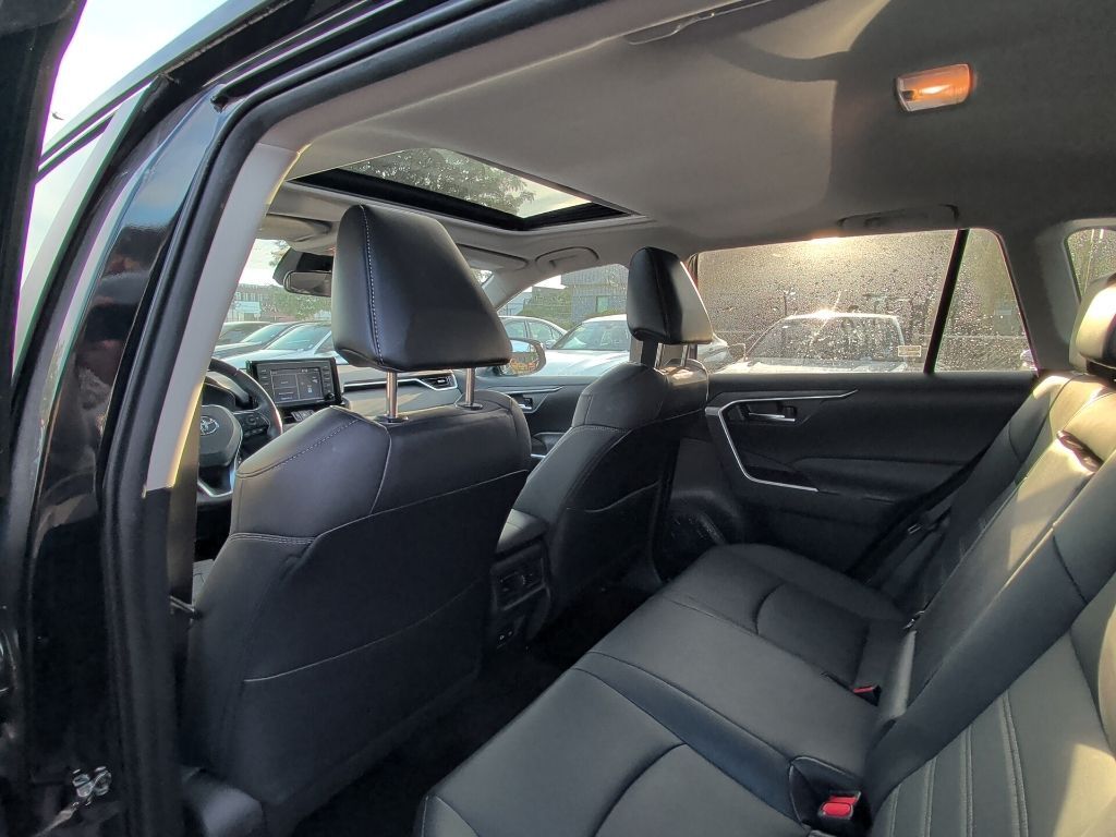 2021 Toyota RAV4 Hybrid XLE Premium Worcester MA