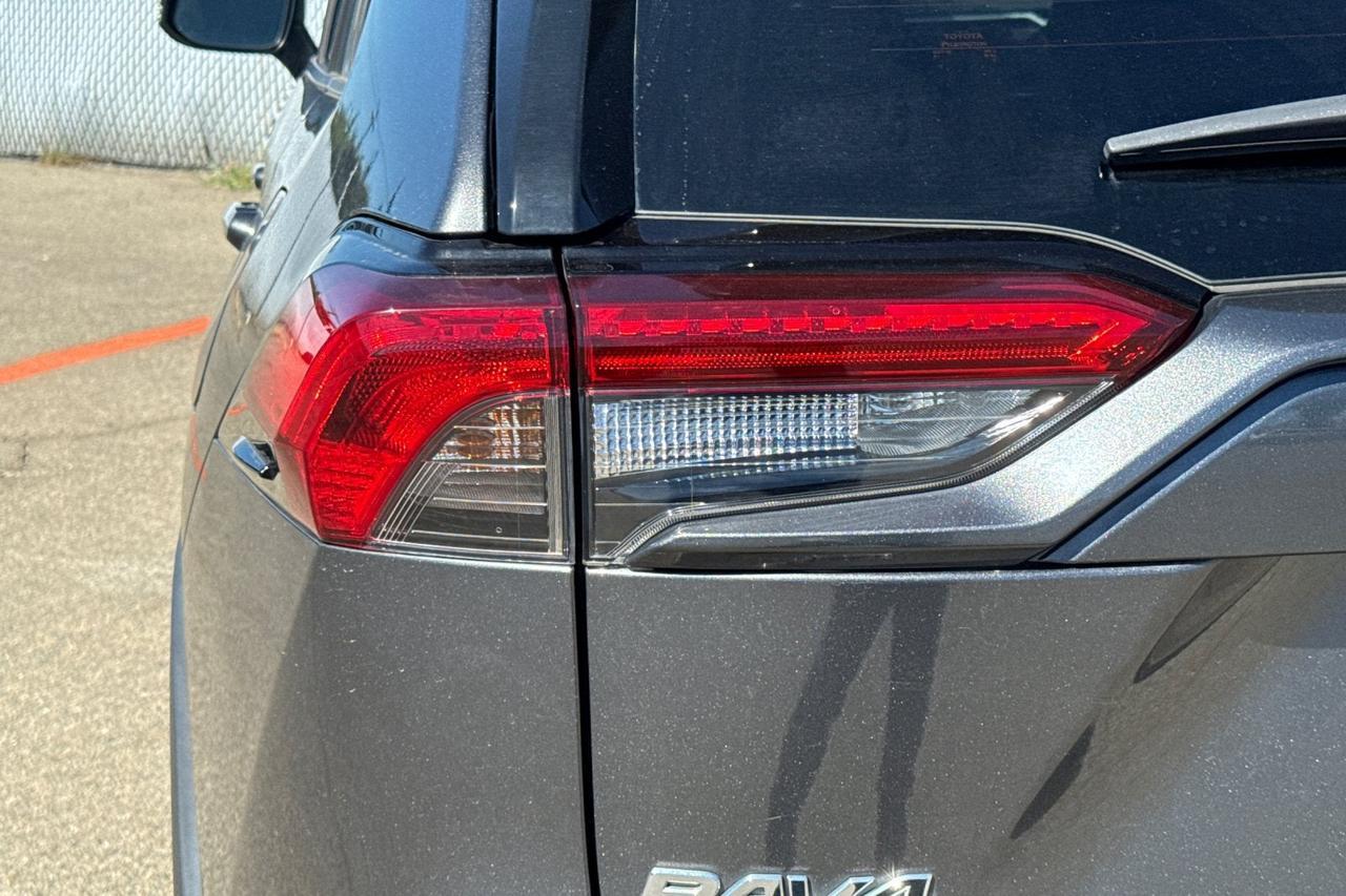 2021 Toyota RAV4 Hybrid XLE Roseville CA