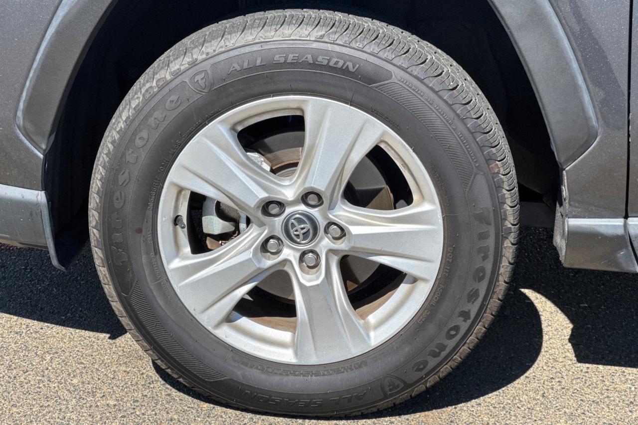 2021 Toyota RAV4 Hybrid XLE Roseville CA