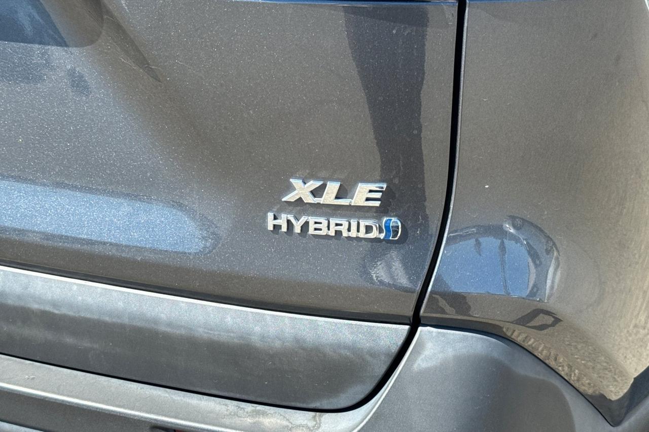 2021 Toyota RAV4 Hybrid XLE Roseville CA